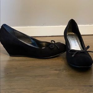 Chinese laundry wedges